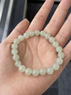 美到哭的和田玉手串