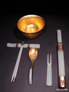 清代 和田玉包金餐具一套「旧藏」匕首长28.5cm碗高7cm口径13.4cm