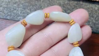 和田玉白玉籽料原石手串